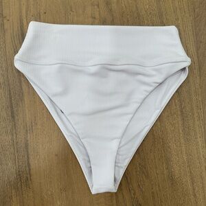 NWT: BEACH RIOT SIZE MEDIUM HIGHWAY BOTTOM
